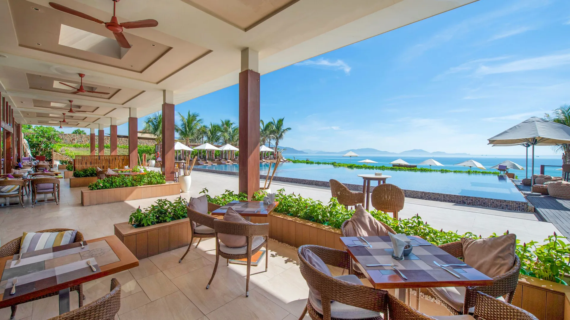 Restaurant am Pool